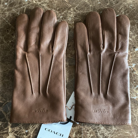 Men’s COACH Dark Saddle, Large, Signature Quilted Tech Leather Gloves, NWT - Picture 7 of 8